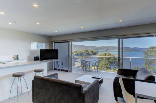 lux 2 bed apart